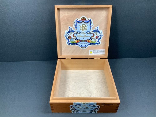 Cigar Box Don Pepin Garcia Original Generosos Empty Wooden Humidor, Hinged Top - Picture 4 of 10