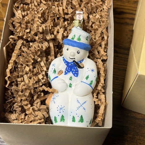 Vaillancourt Folk Art Chalkware Snowman w/Broom & Scarf 4.5” Rare New With Box - Picture 6 of 12