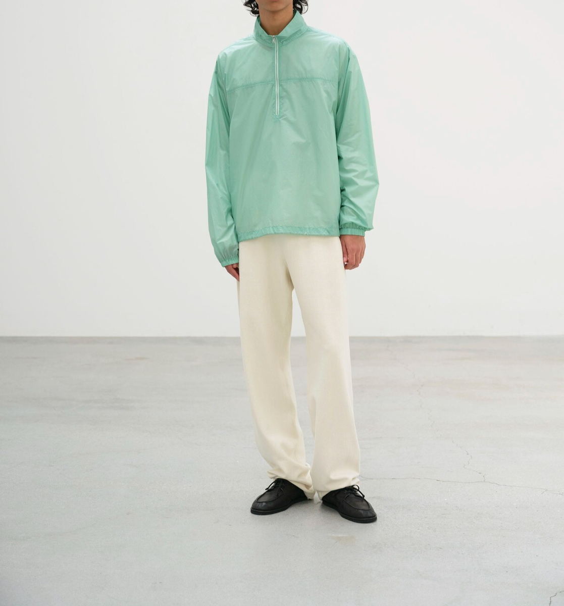 ASK availability First)AURALEE LIGHT SHEER NYLON HALF ZIP P