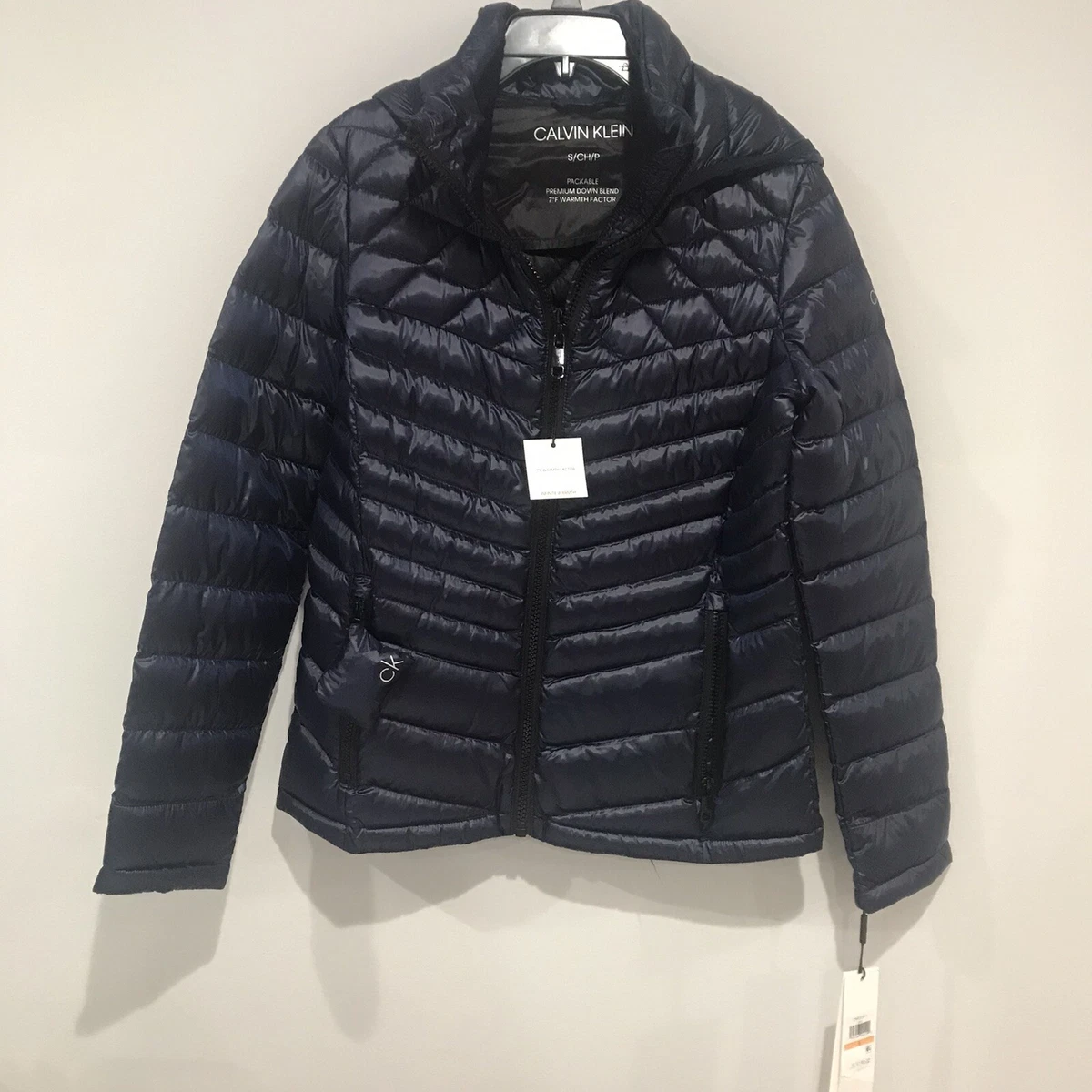 Calvin klein cheap packable premium down