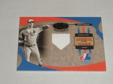 2005 Leaf Certified Fabric of The Game Used Jersey #135 Randy Johnson 26/50