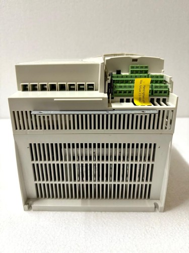 ABB ACS320-03U - 15A6 - 4 5.5KW 7.5HP 440VLT VFD * FREE SHIPPING * - Picture 6 of 10