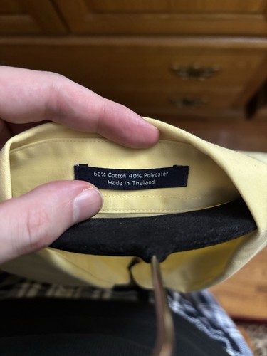 Men’s Chaps Yellow Wrinkle Free 15-15 1/2 32/33 Medium - Picture 3 of 6