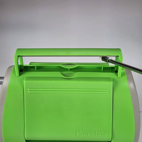 Provo Craft Cuttlebug Die Cutting Embossing Machine Crafting Scrapbooking Green - Picture 12 of 13