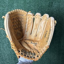 Rawlings RBG4 Steve Avery Fastback Model Baseball Glove Right Hand Throw RHT