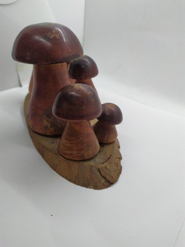 Vintage Carved Wood Mushroom Garden Figurines Sculptures 5 Set Hand Made Nice - Picture 3 of 8
