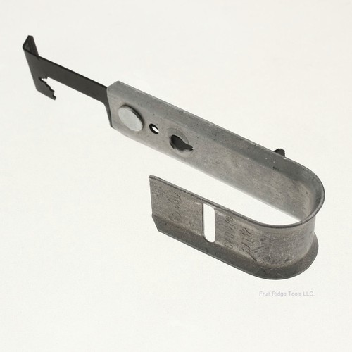 Erico- Cat124Z34Z Caddy 3/4'' Galvanized J-Hook - Picture 1 of 5