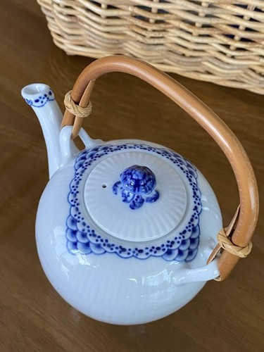 Royal Copenhagen Princess Teapot 1Pc - Picture 11 of 11