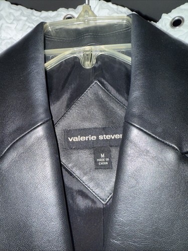 De colección. Chaqueta Blazer de Cuero Negro Suave, Valerie Stevens, Forrada, Talla Med. Clásico - Imagen 2 de 19