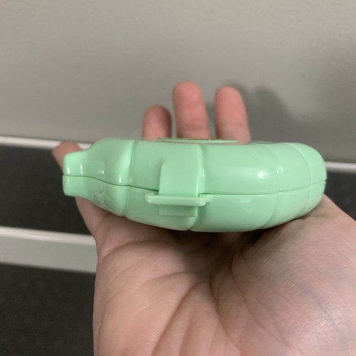 Vintage Polly Pocket Polly's Earring Case 1991 Compact Playset Leaf Clip-On Pair - Picture 14 of 21
