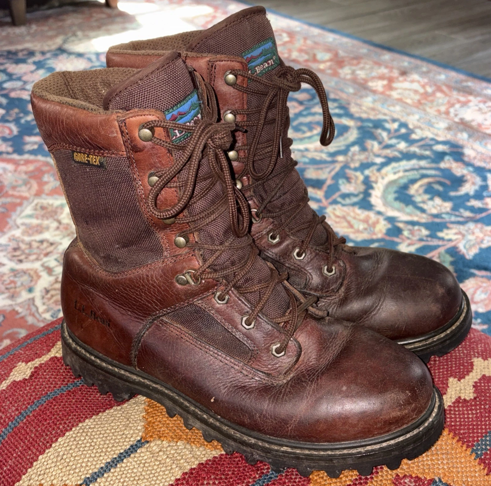 LL Bean Goretex Leather Boots Mens 10 Medium Brown Waterproof Lug Sole Vtg Camp