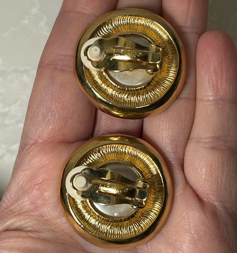 VTG Givenchy Gold Tone Faux Pearl Stud Clip On Statement Earrings - Picture 5 of 9