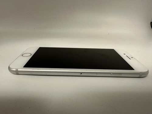 Apple iPhone 7 - 32GB - Silber (Ohne Simlock) (MNAD2LL/A) (A1660) (CDMA + GSM) - Bild 5 von 9