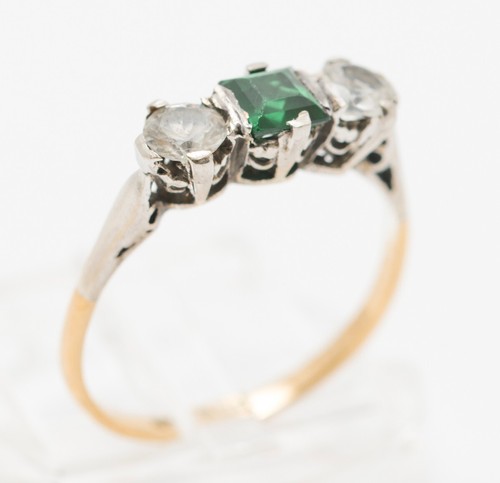 Vintage 9ct Gold & Silver Trilogy Ring With Green & Clear Lab-Created Spinels - Picture 9 of 12