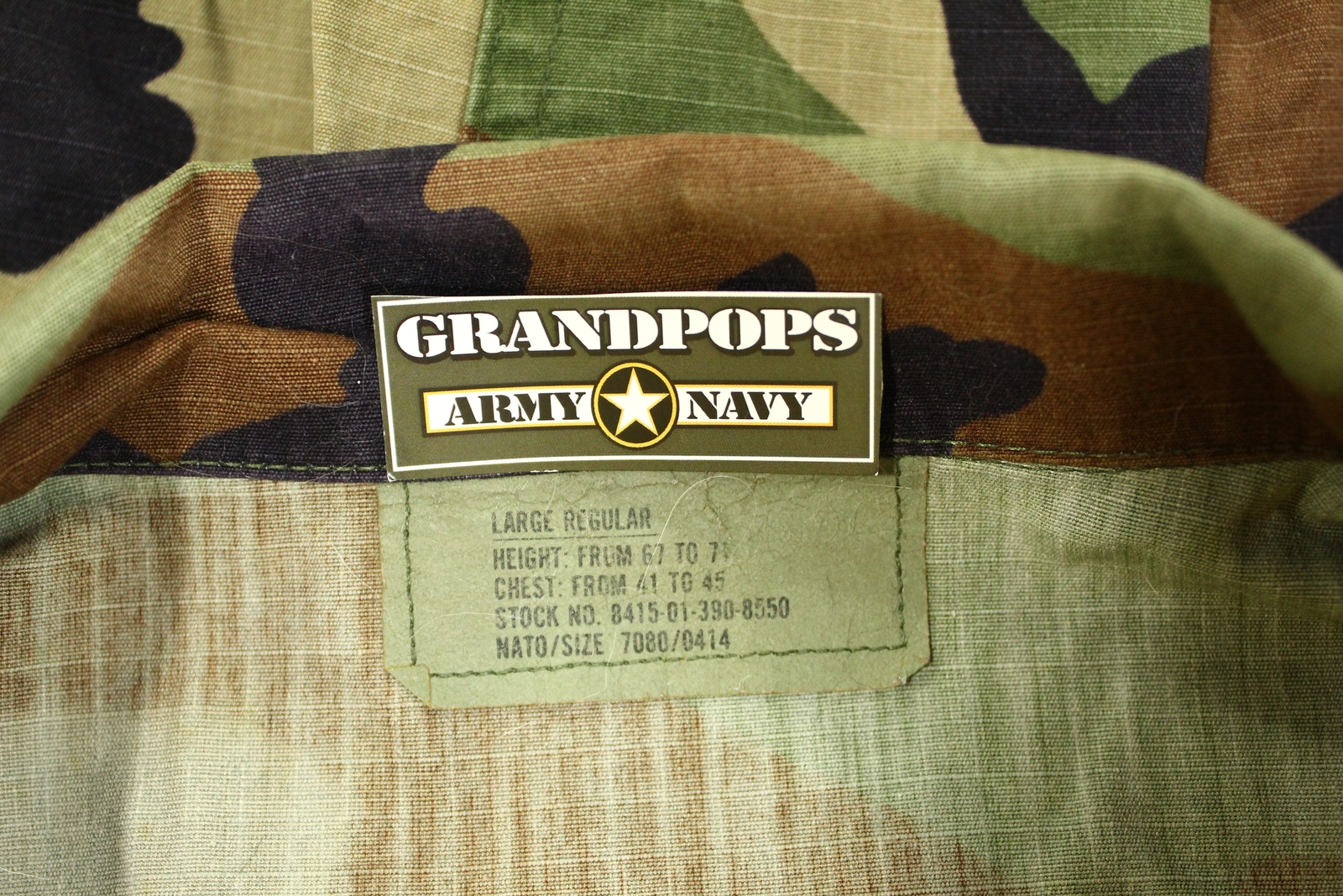 U.S. Army M81 Woodland BDU Rip Stop Jacket Size Large Dated 2000