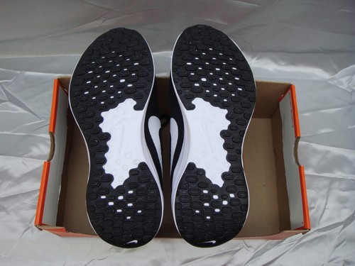 Nike Revolution 7 Negro-Blanco Correr Entrenador Tenis Unisex W-10.5 Hombres Talla 9 - Imagen 12 de 12