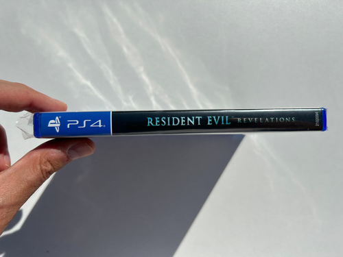 Resident Evil Revelations PS4 US NTSC in Mint and Complete Condition - Picture 3 of 7