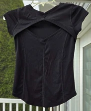 Xersion Quick-Dri Top Athleisure M 10-12 Black Back Cut-Out Princess Seams Y2K