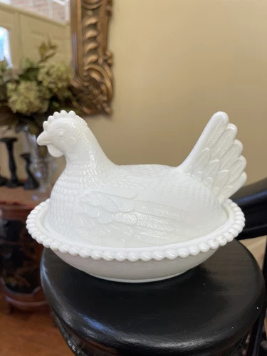 Vintage Indiana White Milk Glass Chicken Hen on Nest Candy Dish 7.5"L Farmhouse