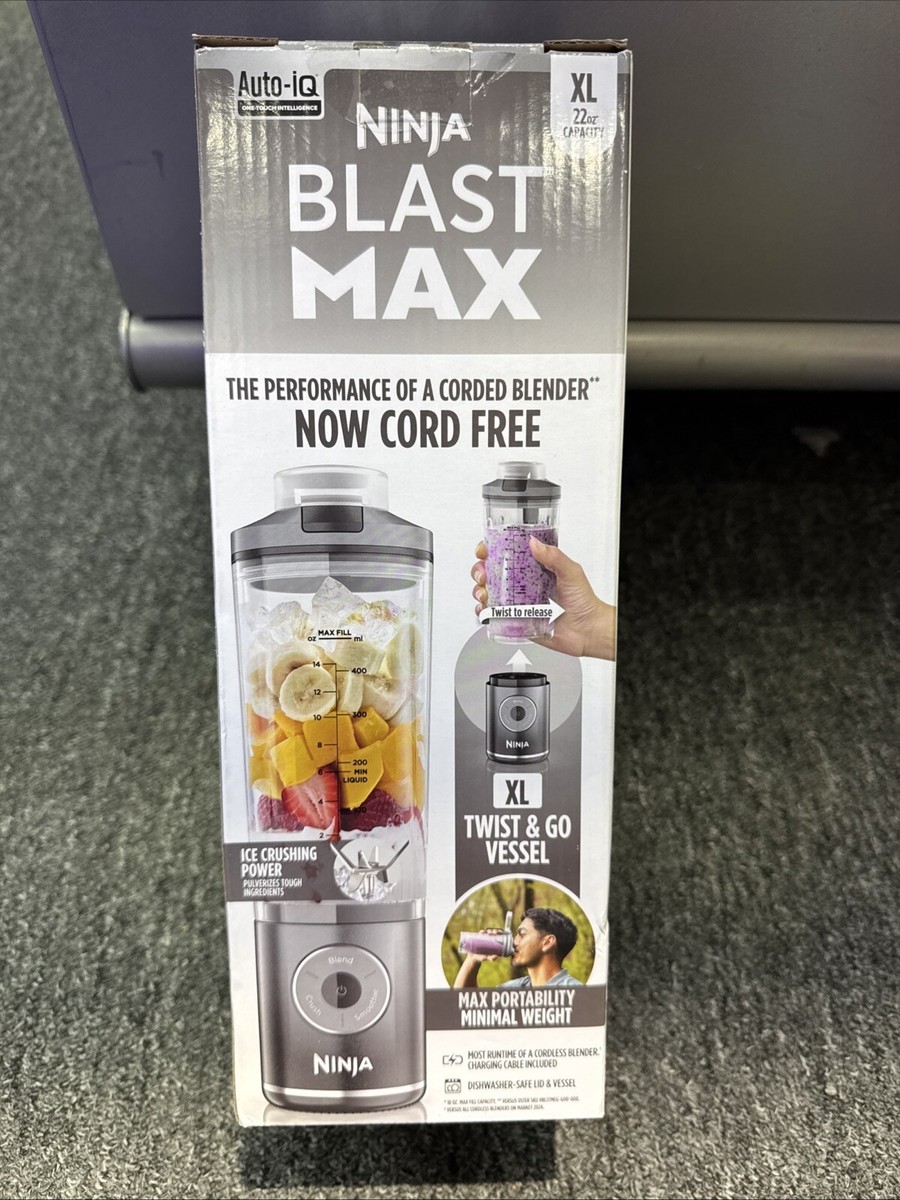 新品NINJA☆BlASTMAX Ninja - BlastMax Portable Blender with 22oz Twist & Go