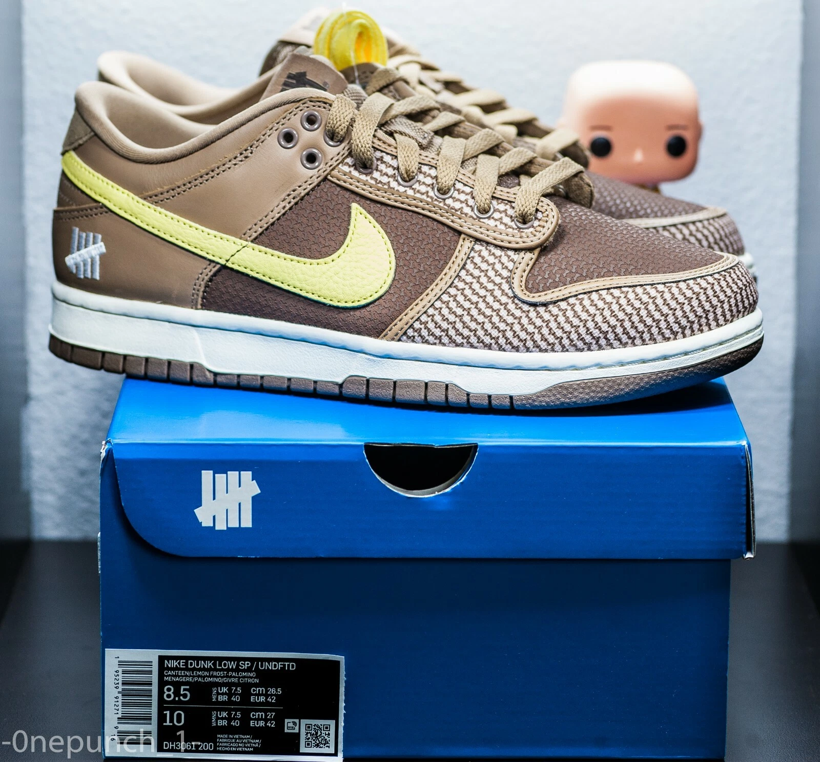 DS Nike Dunk Low x Undefeated 8,5 Heineken diamant Travis Bear Dead Supreme SB