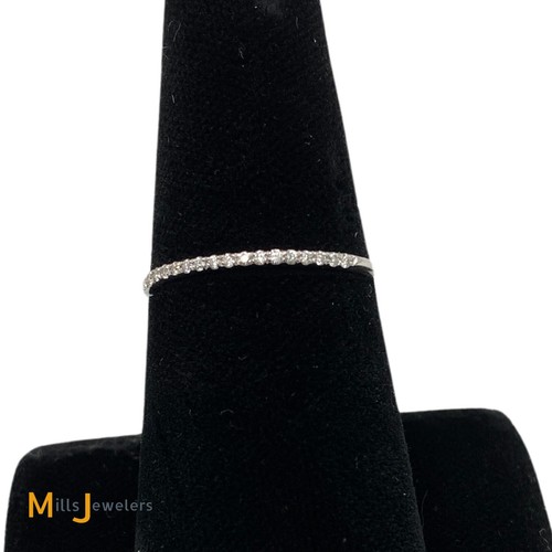 18K White Gold 0.10ctw Diamond Wedding Band Ring Size 6 - Picture 9 of 9