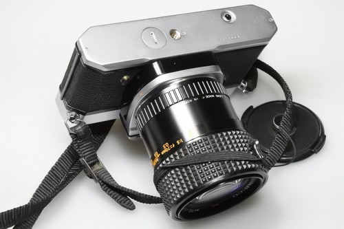 VINTAGE PENTAX K1000/K 1000 35mm SLR FILM CAMERA W/35-70mm 3.5-4.5 ZOOM LENS - Picture 5 of 6