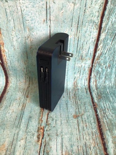 MyCharge HubMax HBLC10BK-B Power Bank Universal 37.2Wh 5V 3.4A USB-C LED Lights - Picture 3 of 4