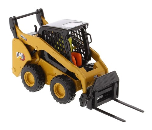 Diecast Masters 85678 Cat 272D3 Skid Steer Loader 1/32 Scale Diecast Model - Picture 2 of 12