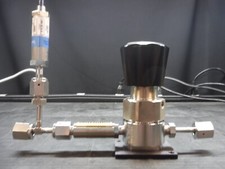 Tescom 44-2262-A42 Nitrogen Pressure Regulator/ Span SPT 204 Pressure Transducer