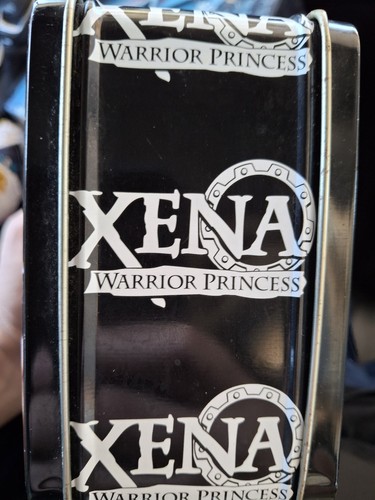 XENA Warrior Princess Blech Metall Brotdose Vintage 1997 Universal Studios sauber - Bild 3 von 5