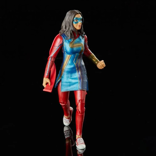 Marvel Legends Series Disney Plus Ms. Marvel 6” Action Figure - Picture 4 of 6