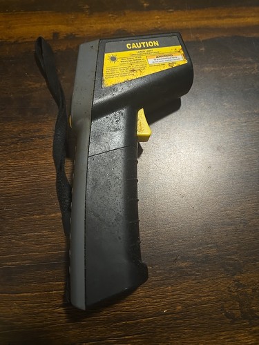 CEN-TECH Infrared Thermometer Lasar Targeting Model 60725, Working, Used - Picture 3 of 5