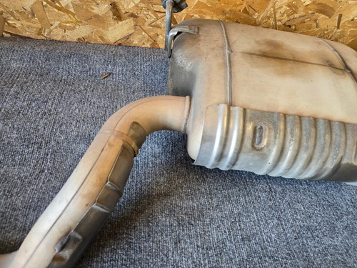 KIA SORENTO 21-23 MUFFLER EXHAUST PIPE REAR BUMPER 2.5L AWD OEM - Picture 4 of 7