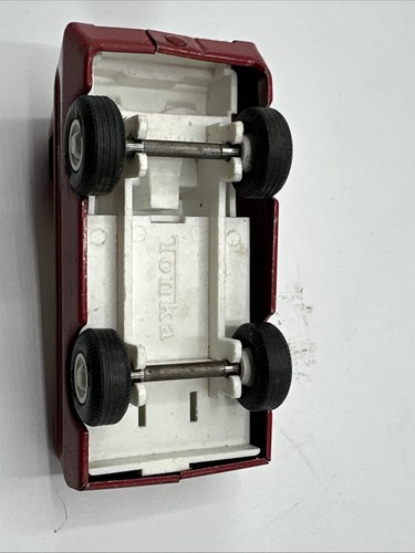 Camioneta pickup Tonka vintage de metal de los años 70 roja - Imagen 8 de 9