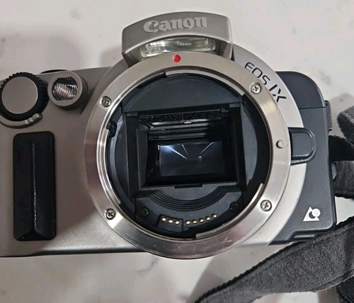 Canon EOS IX Silver - Film Camera - Not Tested - Picture 7 of 7