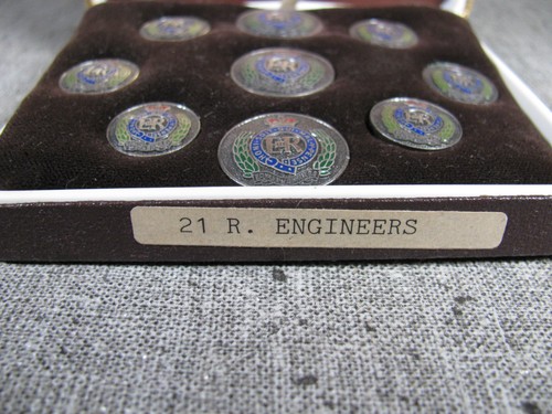 London Badge & Button 21 Royal Engineer's ER Blazer Button 9 Pc Set in Box EUC - Picture 5 of 10