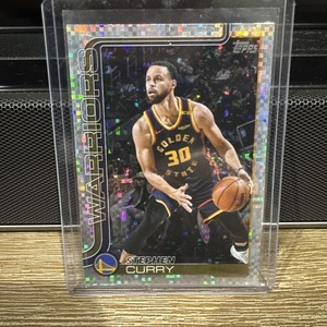 2025-26 Topps Stephen Curry #135 Warriors X FRACTOR CHECKERBOARD Victory SSP