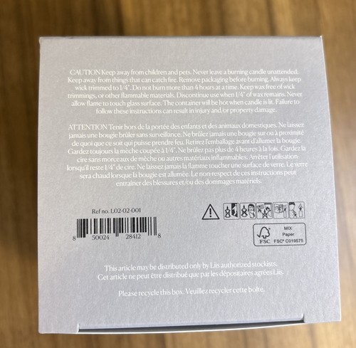Liis Bo Perfumed Candle NIB 8 Oz 50-60 Hour Burn Time Cedar, Vanilla, Pine Elemi - Picture 3 of 6
