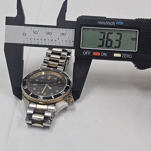 INNOVATIVE TIME MD951WY BLACK DIAL MEN'S WATCH DAY/DATE Diver WATCH Parts/Repair - Picture 9 of 9