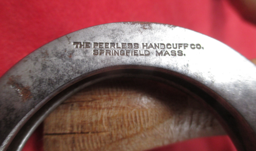 VINTAGE  PEERLESS HANDCUFF CO. PAT FEB 20, 1912 Nov 23 1915 with key - Picture 4 of 19