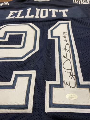 Ezekiel Elliott Signed Autographed Dallas Cowboys Custom Jersey JSA Hologram - Picture 3 of 4