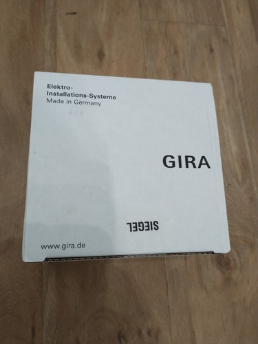 Gira 2122 00 Power supply 320 mA with integrated choke for Gira One and KNX - Picture 2 of 3