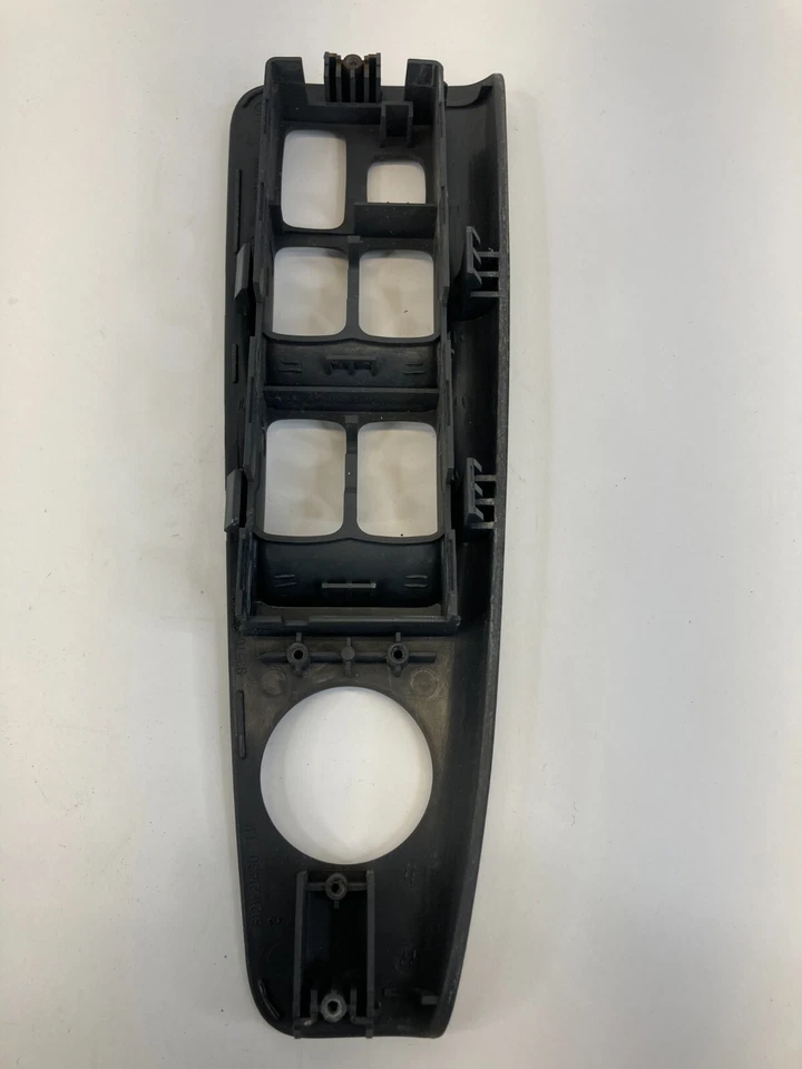 2002-2006 Kia Spectra Sedan 4-DR Fron Left Door Window Switch Bezel 612W21430 - Imagem 3 de 4