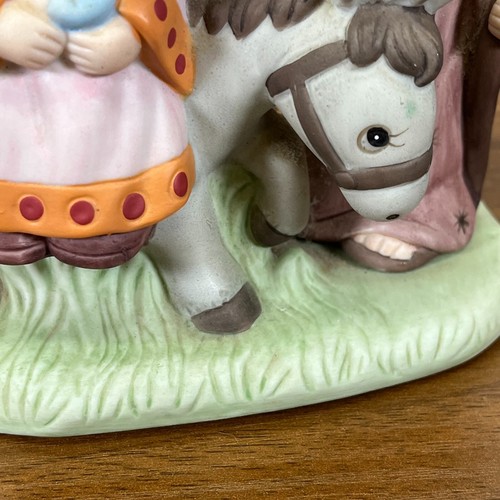 Vintage Homco Porcelain Mary, Joseph Baby Jesus on Donkey Nativity #5608 Retired - Picture 7 of 10