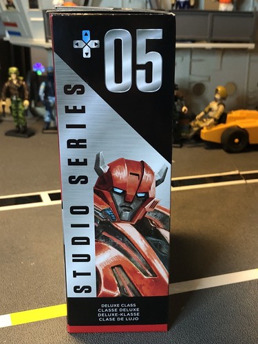 Transformers Gamer Edition Studio Series War For Cybertron 05 Cliffjumper - Picture 9 of 11