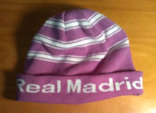 Real Madrid Beanie Winter Cap Hat Soccer Purple Logo Reversable - Picture 3 of 5