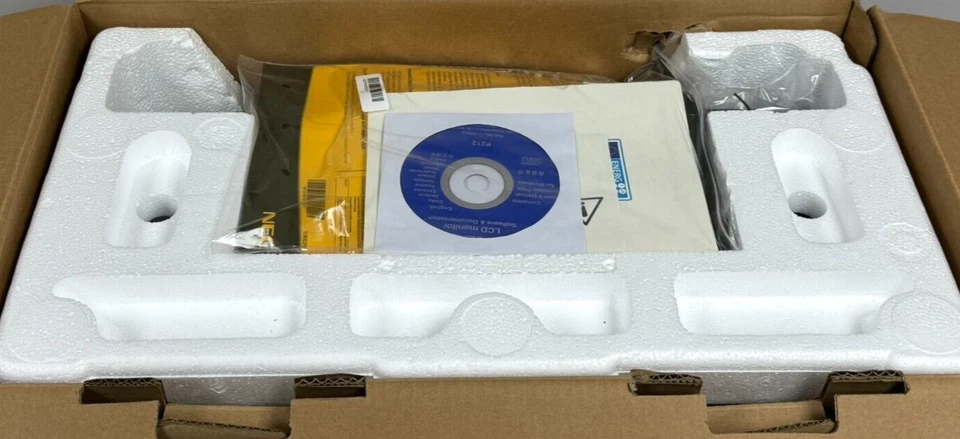 NEW NEC P212-BK MULTISYNC 21'' LCD MONITOR P212 - Image 3 of 4