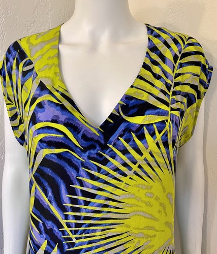 Guess by Marciano Blue Neon Palm Floral Silk Cap Slv Shorts Romper Size 6 EUC - Picture 11 of 15