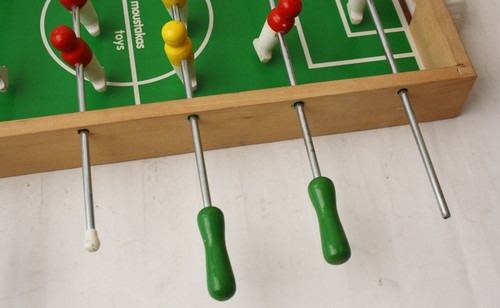 RARE VINTAGE 90'S WOODEN FOOTBALL TABLE GAME MOUSTAKAS GREECE GREEK NEW +ERROR - 第 5/9 張圖片